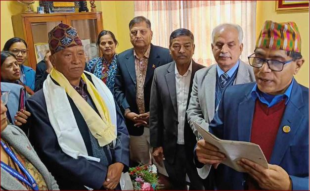 त्रिविका उपकुलपति बरालले सम्हाले कार्यभार